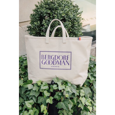 Authentic Bergdorf Goodman Cotten Shopping Bag With Handle. 2022